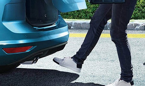 Smart FOOT (Бесконтактное управление дверью багажника автомобиля)